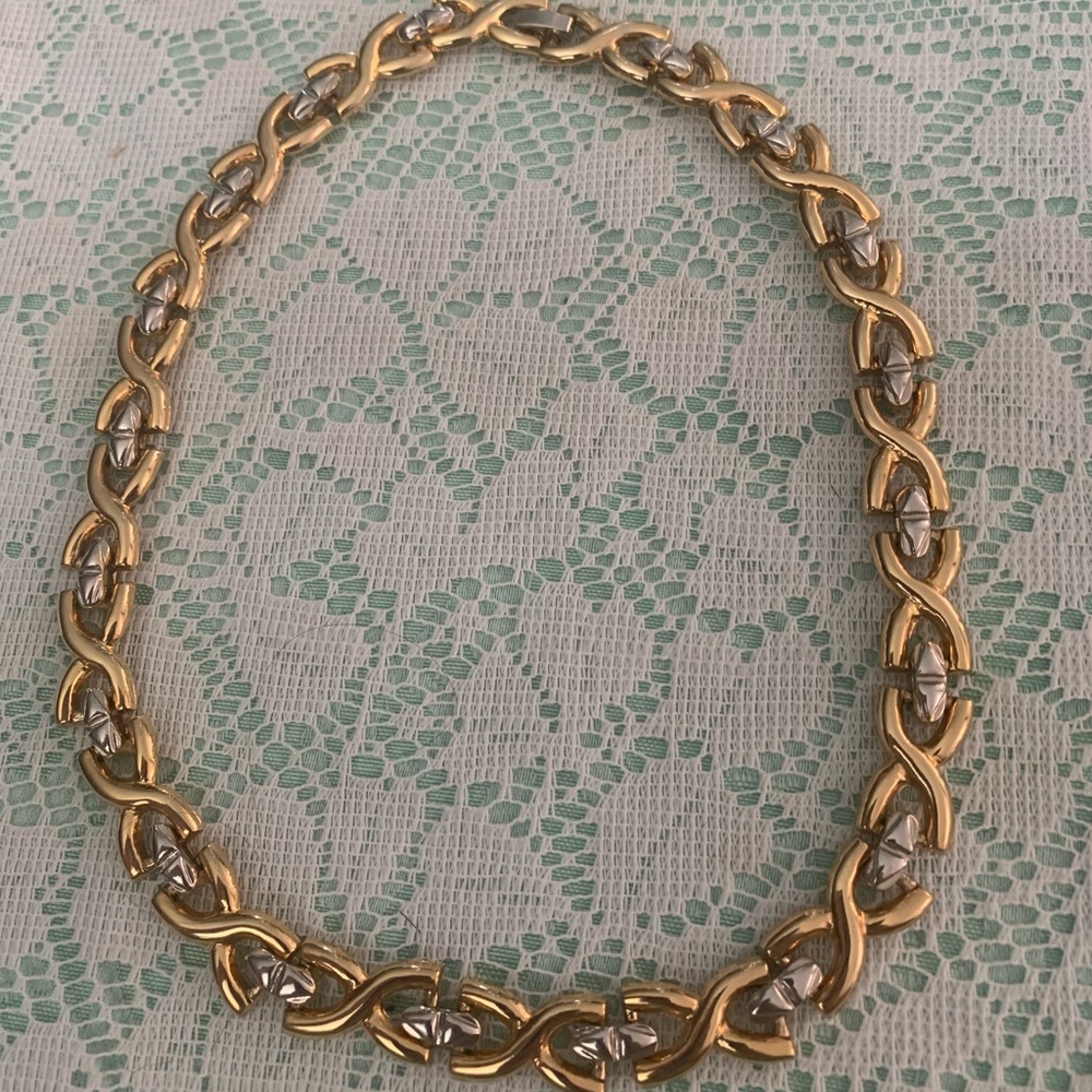 Beautiful Two Tone Runway Necklace Gold Silver Tone